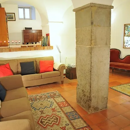 Principe Real Quintinha Garden Apartment Lisbon
